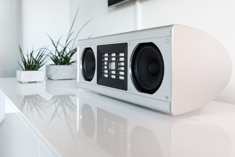 piega center speaker