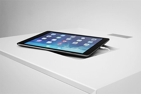 Clic iPad Pond, example 2 (iPad NOT included)
