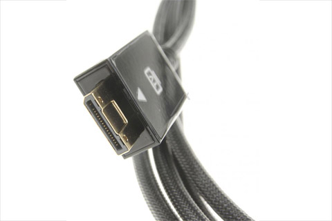 Samsung One Connect mini cable, plug