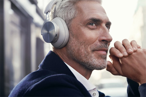 B&O Beoplay H95 headphones, lifestyle