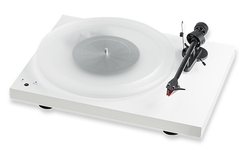 Pro-Ject Debut Carbon Record Master Hi-Res, White