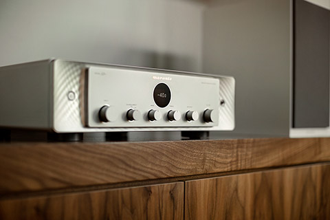 Marantz Model 40n stereo amplifier