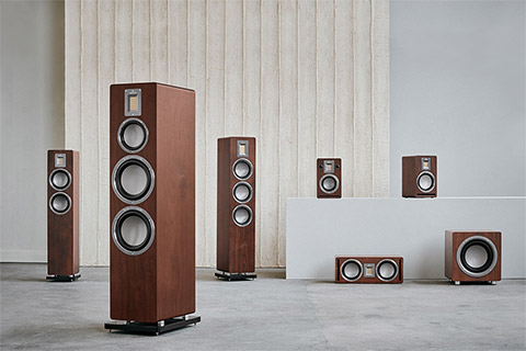 Audiovector QR7 floor standing speaker, lifestyle