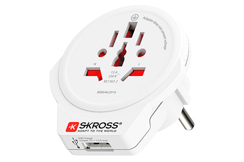 Skross World to DK/EU/Schuko plug travel adapter with USB