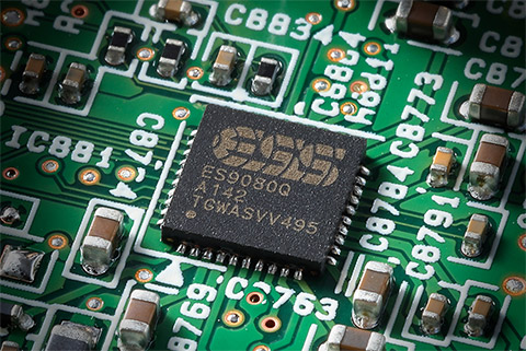 Yamaha R-N800A network receiver, detail