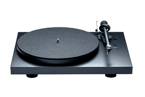 Pro-Ject Debut III DC