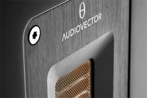 Audiovector QR3 detail