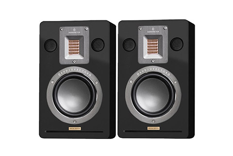 Audiovector QR Wall SE högtalare, svart högglans,  1 par