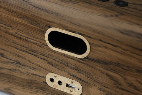 SACKit Move Wood bluetooth speaker smoked oak back side