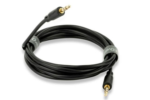 QED Connect  Stereo 3.5 mm. Minijack AUX-kabel | 1,5 meter
