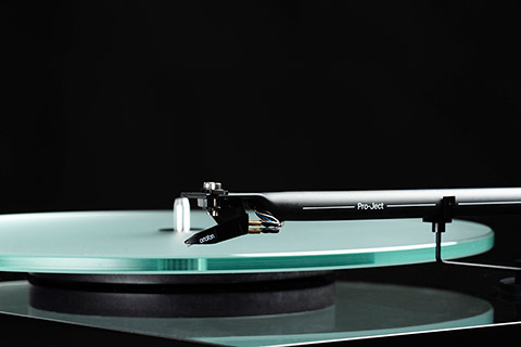 Pro-Ject T1 turntable, black high gloss