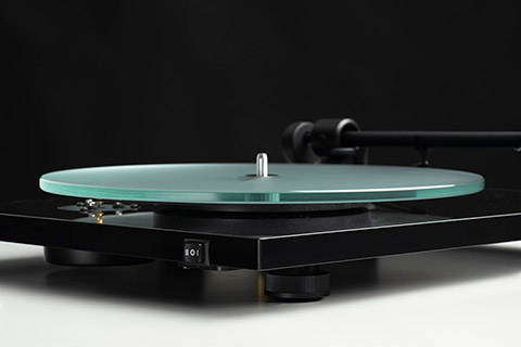 Pro-Ject T1 turntable, black high gloss