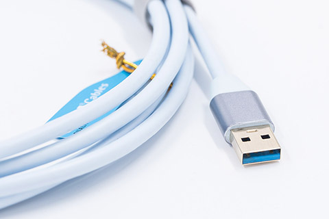 SUPRA USB-A - USB-C