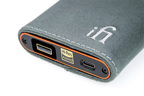 iFi Audio HIP-DAC case - Lifestyle