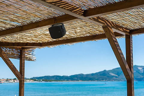 KL-PSM525T outdoor speakers - Lifestyle