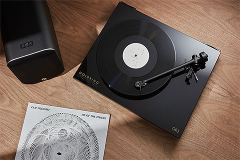 GR3 Turntable - Lifestyle