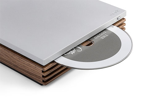 R-CD100 CD-Player - Lifestyle