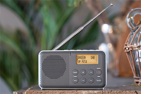 Sangean DPR-64 DAB+ / FM pocket digital radio - Lifestyle