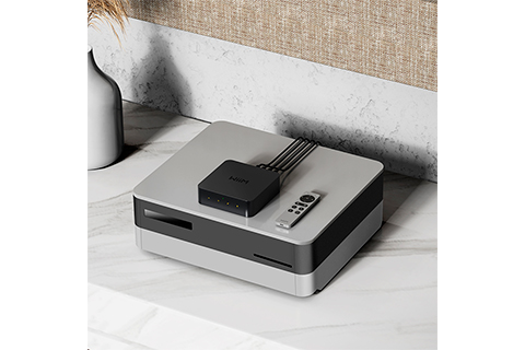 WiiM Remote 2 - Lifestyle