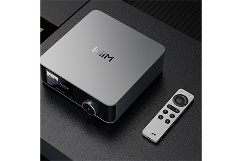 WiiM Remote 2 - Lifestyle