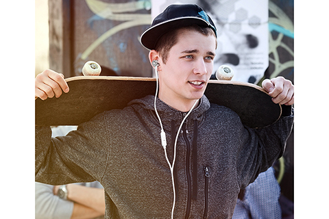 JBL TUNE 290 in-ear headphones - Lifestyle