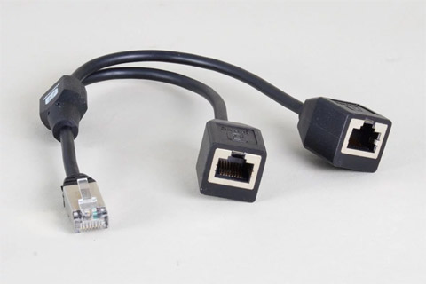 Almando RJ45 Powerlink MKII Y-splitter, black