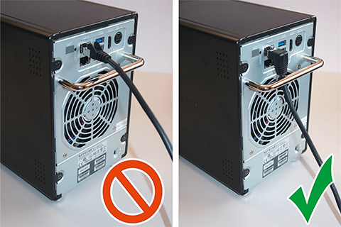 CAT 5e F/UTP Network Cable, 2x Angled 90° - Black