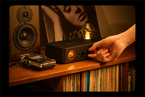 Fosi Audio MC351 Integrated Amp (DAC, BT 5.3) - Lifestyle
