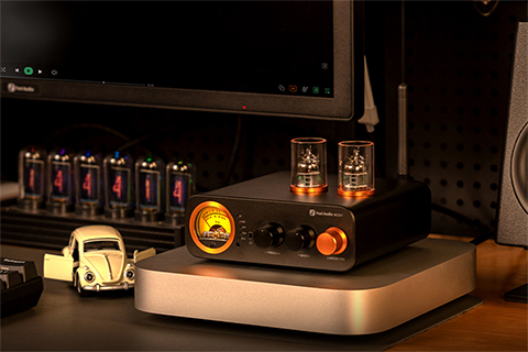 Fosi Audio MC351 Integrated Amp (DAC) - Lifestyle