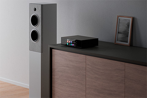 Eversolo T8 Streaming Transport - Lifestyle