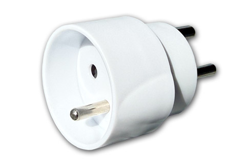 Danish ground plug to Schuko power adapter