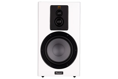 Magnat Signature 603 shelf speaker pair - White