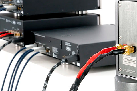 Inakustik Speaker 415 single-wire speaker cable with Banana connectors