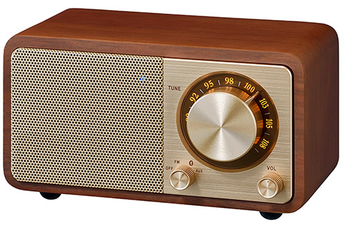 Sangean WR-7 PLUS Compakt Rechargeable portable radio with Bluetooth - Walnut
