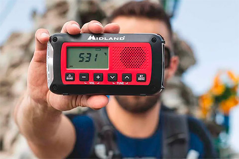 Midland ER250BT FM/AM Emergency radio with flashlight (2.600 mAh) - Lifestyle