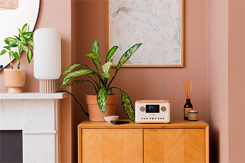 Pure Classic C-D4 FM/DAB+/ BT Radio with CD player - White - Lifestyle