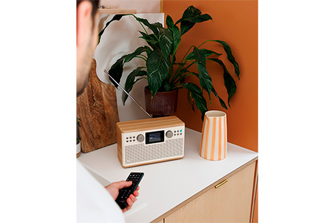 Pure Classic H6 FM/DAB+ Radio with Bluetooth - White Oak - Lifestyle