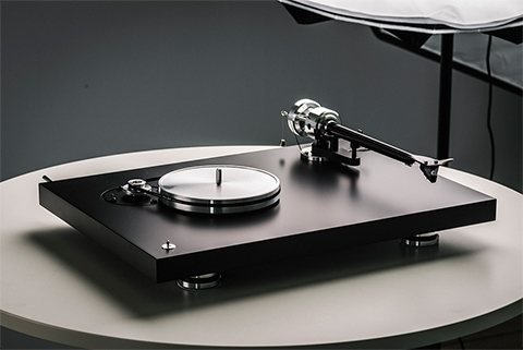 Pro-Ject Debut Reference 10 - Lifestyle