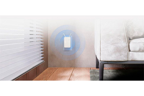 D-Link E15 AX1500 Mesh Range Extender (Wi-Fi 6) - Lifestyle