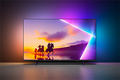 Philips Ambilight 4K Qled TV | PUS8400/12 Series - Lifestyle