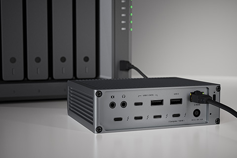 CalDigit TS5 Thunderbolt Station 5 + Thunderbolt 5 cable - Lifestyle