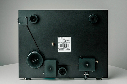 Pro-Ject E1.2 Recordplayer Pick it MM E - Black - Lifestyle