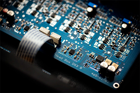 Pro-Ject Head Box DS3 B Headphone Amplifier - Lifestyle