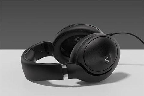 Sennheiser HD 620 S Headphones - Lifestyle