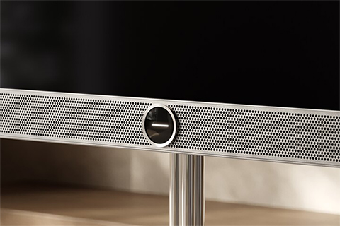 LOEWE Vega 4K smart TV - Lifestyle