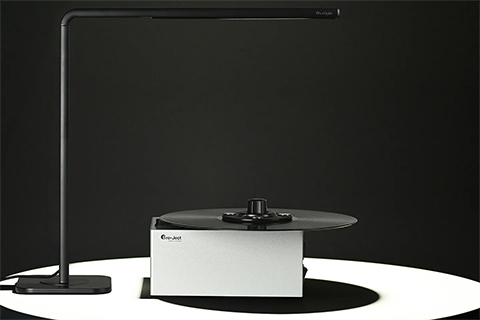 Pro-Ject VC-E Mini Record Cleaner - Lifestyle