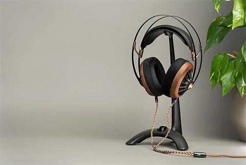 Meze Audio Manta Headphone Stand | Black