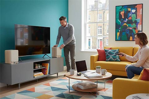 Pure Classic active Stereo system (FM/DAB+, Internet Radio,CD, BT) - White - Lifestyle