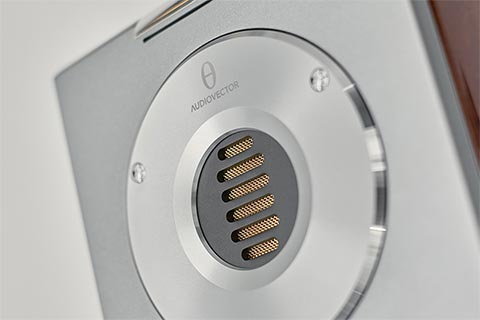 Audiovector R5 Arreté floorspeaker - Lifestyle