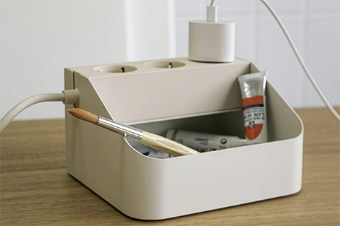 Pedestal Power Bar Tray - Lifestyle